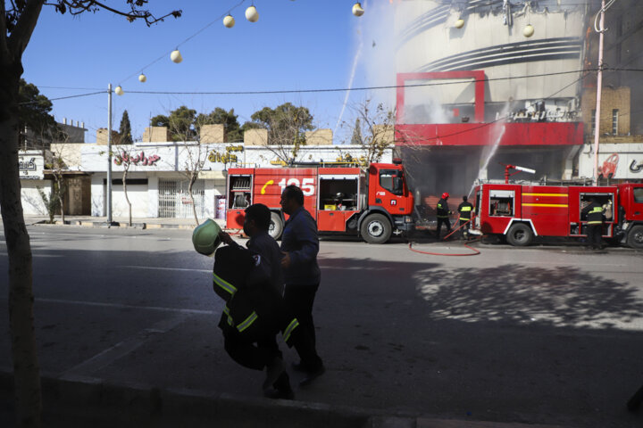 گوش برج‌های ناایمن کرمان بدهکار نیست