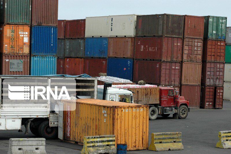 معاون فنی گمرک ایران: میزان صادرات امسال به 46 میلیارد دلار میرسد