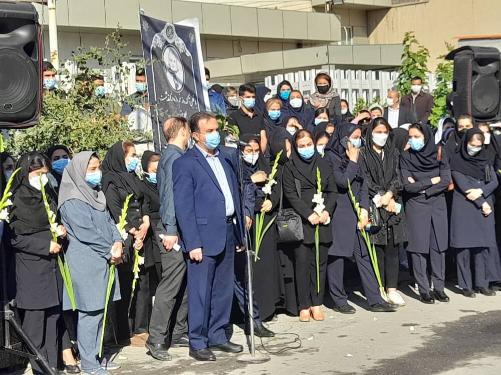 پیکر پزشک مدافع سلامت در اهواز تشییع شد