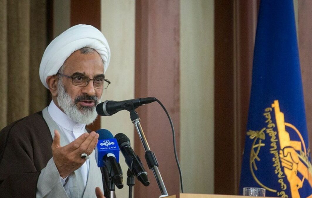 نماینده ولی فقیه درسپاه: انقلاب اسلامی مرگ تدریجی دشمنان را رقم زده است