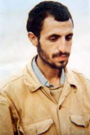 پیشانی بند "یا زهرا س" با قرآن؛ آینه و دودِ اسپند