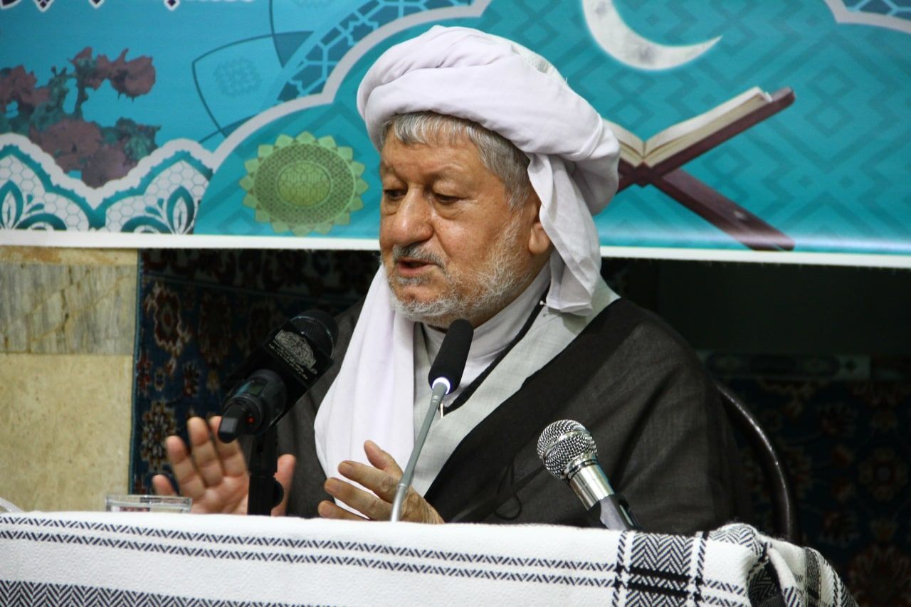 امام جمعه پاوه: دشمن به باور و اعتقادات ما حمله می کند