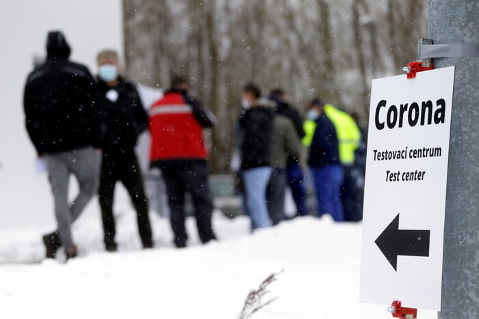 اومیکرون در اروپا؛ از کمبود واکسن در آلمان تا روزهای سخت انگلیس