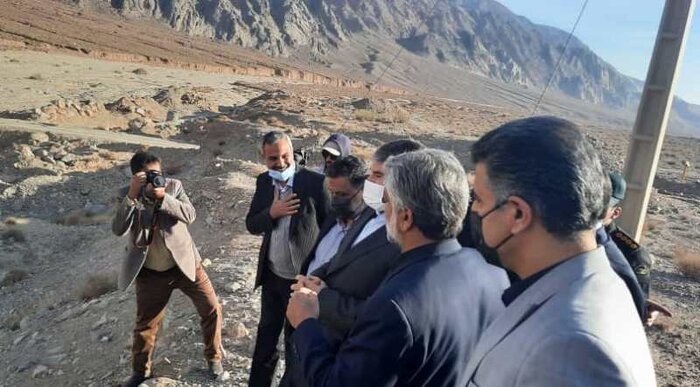 وزیر جهاد کشاورزی از قنات آقایحیایی تفت بازدید کرد