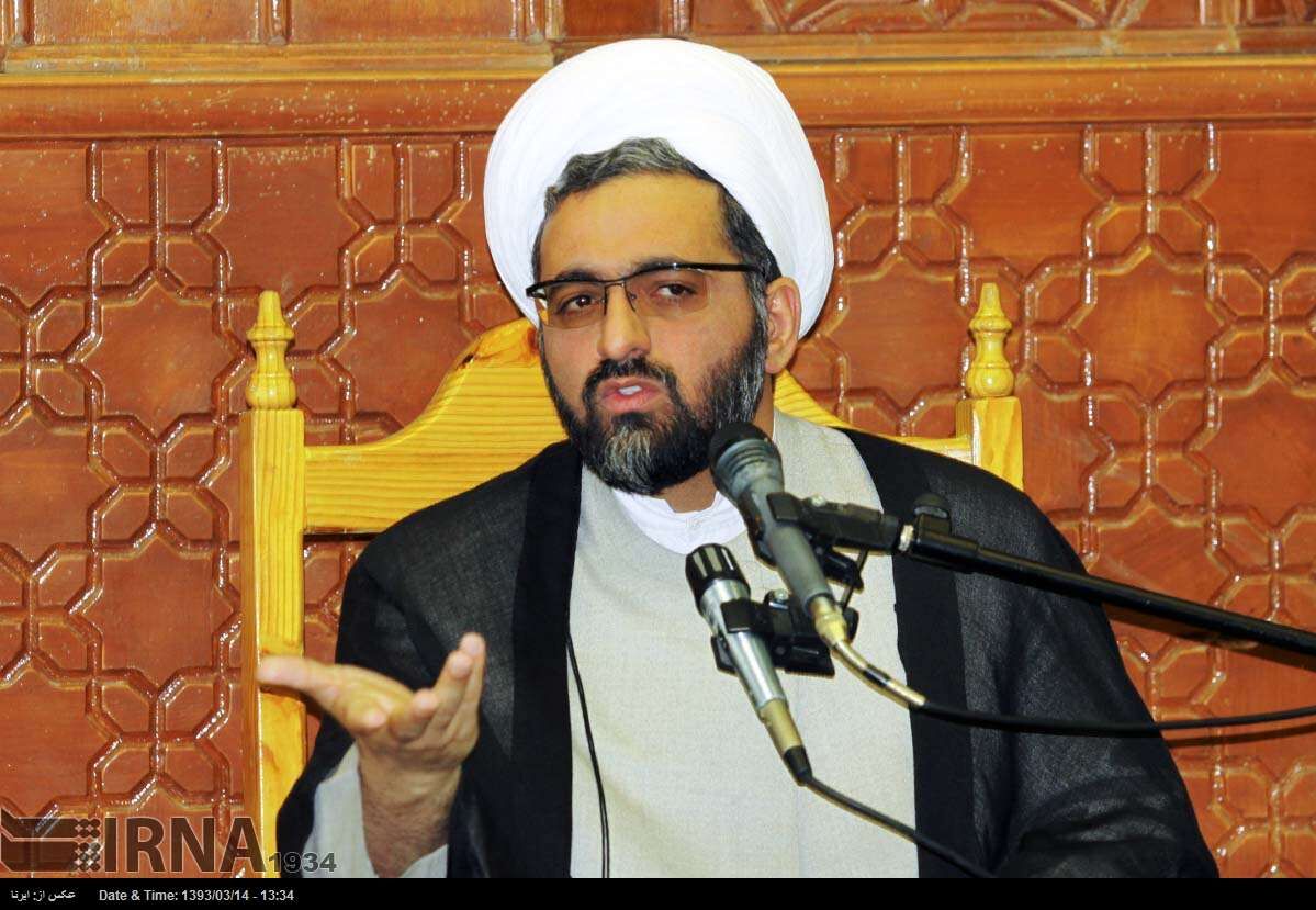 حوزه و دانشگاه به مسائل بنیادین جامعه بپردازند