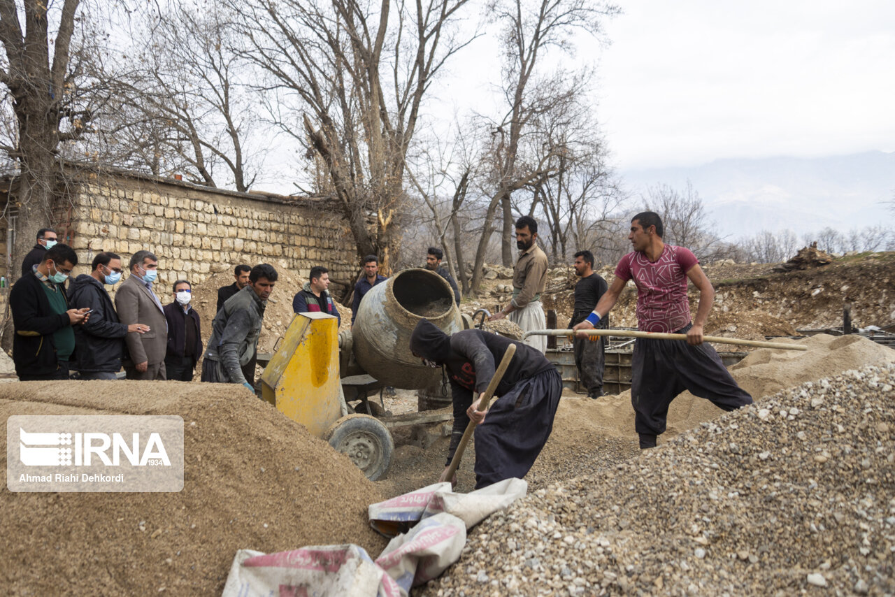 ۴۰ واحد مسکونی در مناطق زلزلهزده شهرستان کوهرنگ بهرهبرداری شد ۴۰ واحد مسکونی در مناطق زلزلهزده شهرستان کوهرنگ بهرهبرداری شد