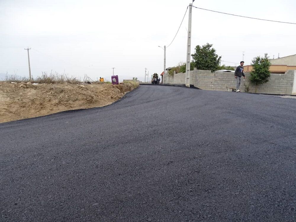 ۴۳ هزار متر مربع از معابر روستاهای گچساران آسفالت می شود