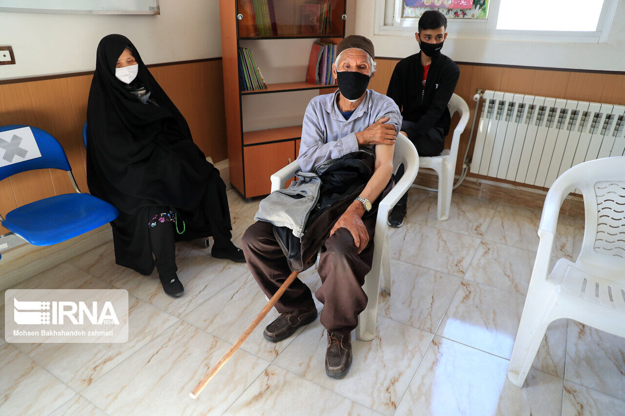 هلالاحمر، پیشرو در واکسیناسیون پناهجویان  هلالاحمر، پیشرو در واکسیناسیون پناهجویان