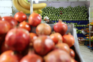 قیمت میوه‌های یلدایی در میادین میوه و تره بار تهران