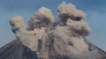فوران مجدد آتش‌فشان در اندونزی و هشدار به مردم 