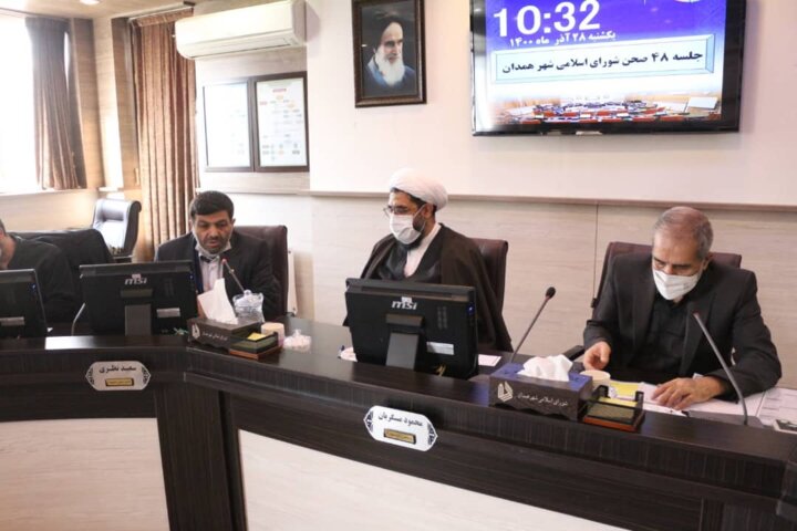 امام جمعه همدان:تعیین اولویتها در مدیریت شهری از اسراف جلوگیری میکند