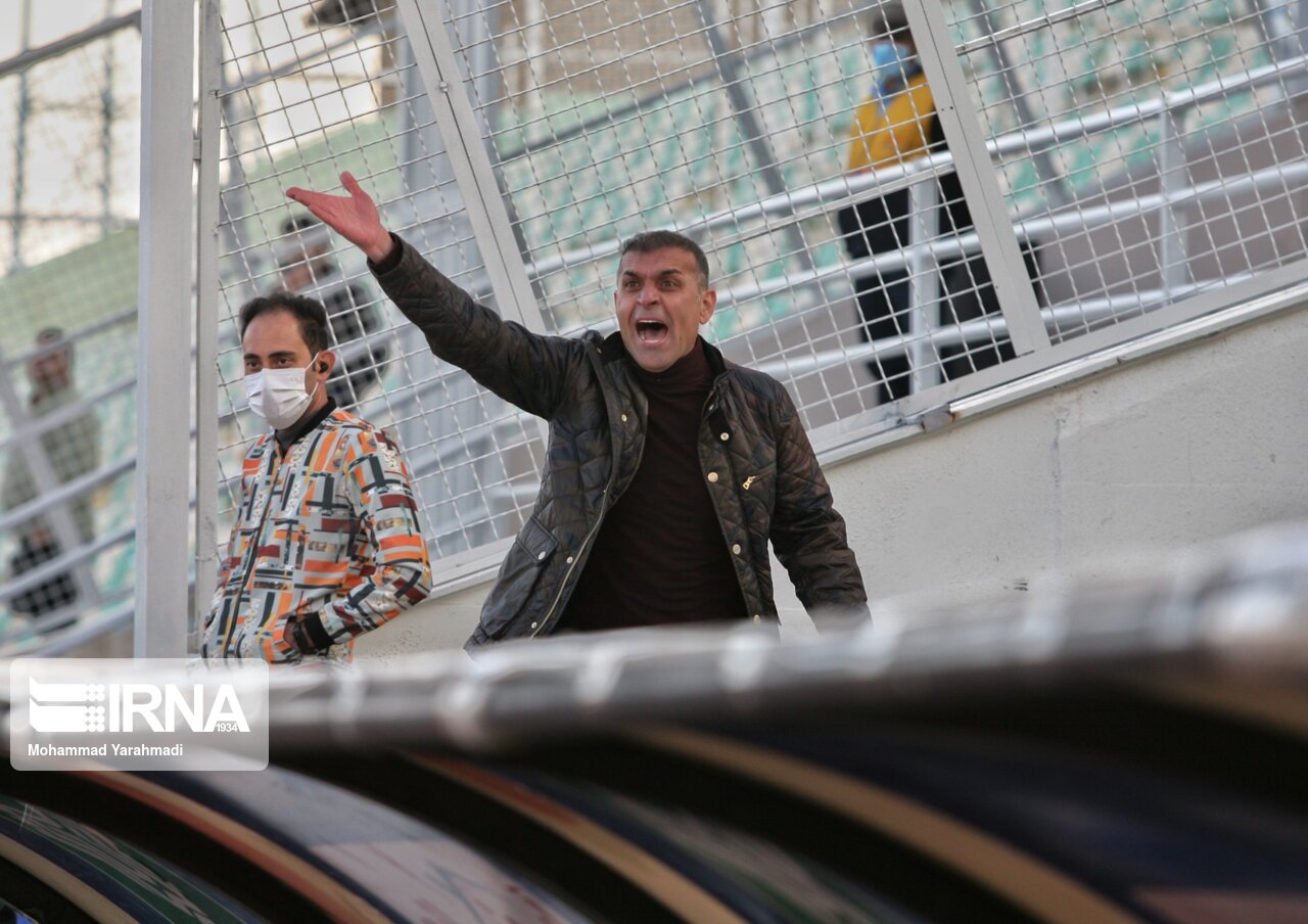 سرمربی تیم خیبر خرم آباد: مقابل قشقایی شیراز در نیمه اول خوب نبودیم سرمربی تیم خیبر خرم آباد: مقابل قشقایی شیراز در نیمه اول خوب نبودیم