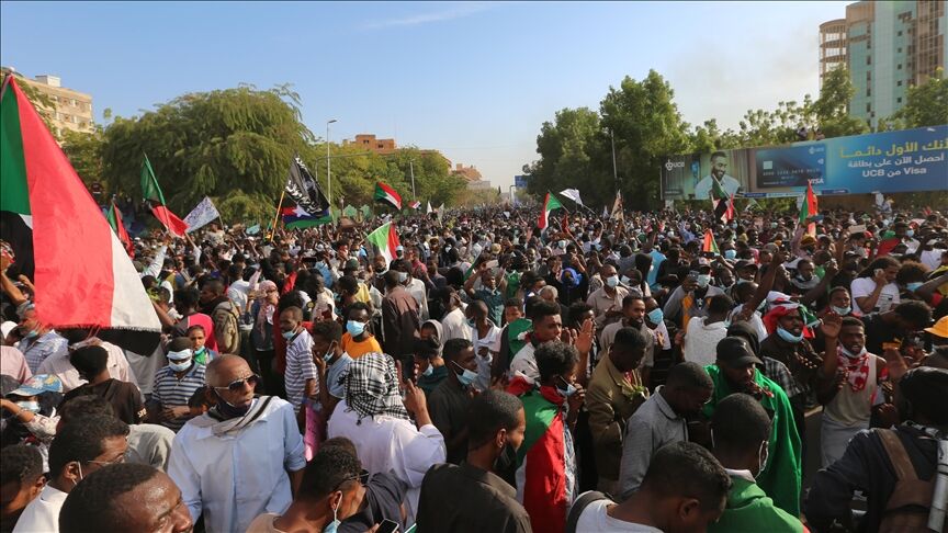 کشته شدن سه تظاهرکننده سودانی در جریان درگیری با نیروهای امنیتی