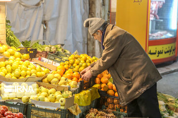 Qazvin Bazaar on eve of Yalda Night