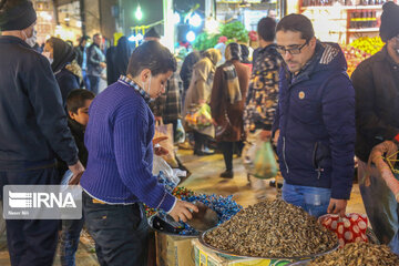 Qazvin Bazaar on eve of Yalda Night