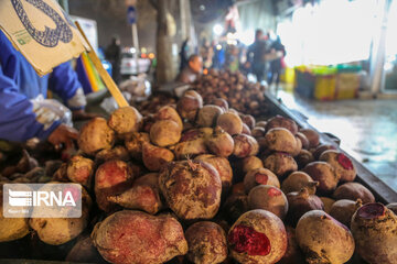 Qazvin Bazaar on eve of Yalda Night