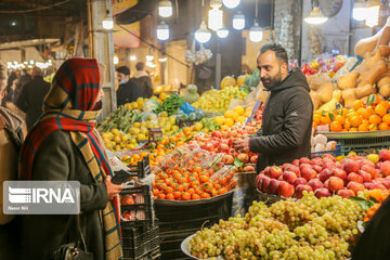 Qazvin Bazaar on eve of Yalda Night