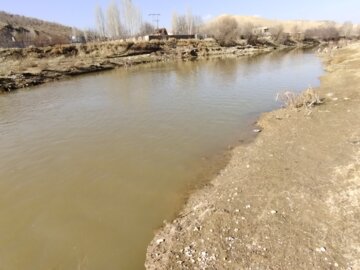 جاری شدن رودخانه سیمینه‌رود بوکان براثر بارش های خوب ۲ روز گذشته در سرشاخه های این رودخانه