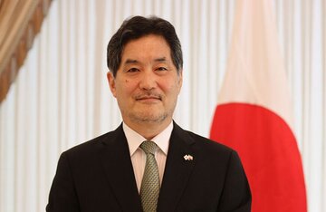 سفیر ژاپن در سفر به مشهد وضعیت مهاجران افغانستانی را بررسی می‌کند