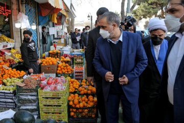 بازدید استاندار خراسان شمالی از بازار بجنورد