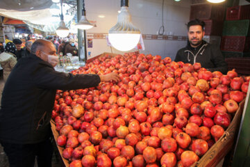 بازار شب یلدا در کرمانشاه