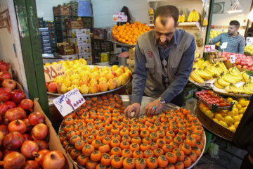 بازار شب یلدا در کرمانشاه