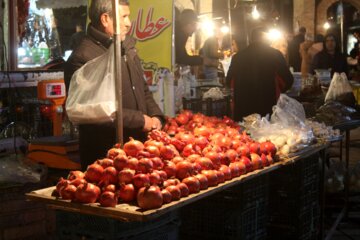 بازار  میوه شب یلدا در ایلام