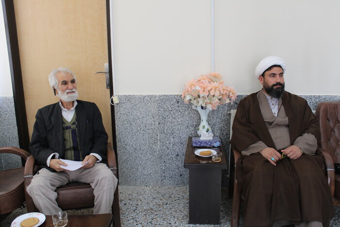 بررسی راهکارهای جذب بیشتر جوانان به نماز