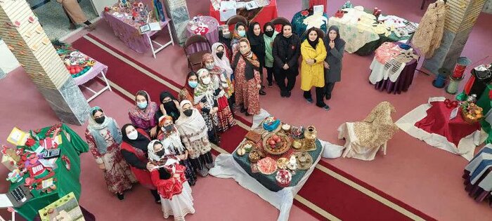 نمایشگاه سنتی یلدا در کرج  برپا شد
