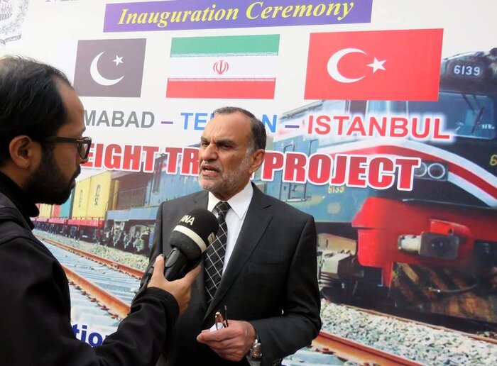 توسعه حمل و نقل ریلی با ایران زیرسایه قطاراکو در دستورکار پاکستان است