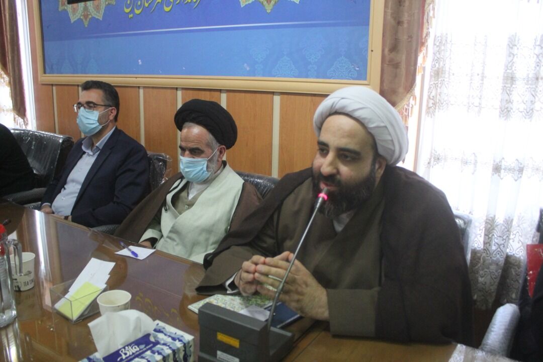 رئیس شورای سیاستگذاری ائمه جمعه مرکزی:نماز جمعه متعلق به عموم مردم است