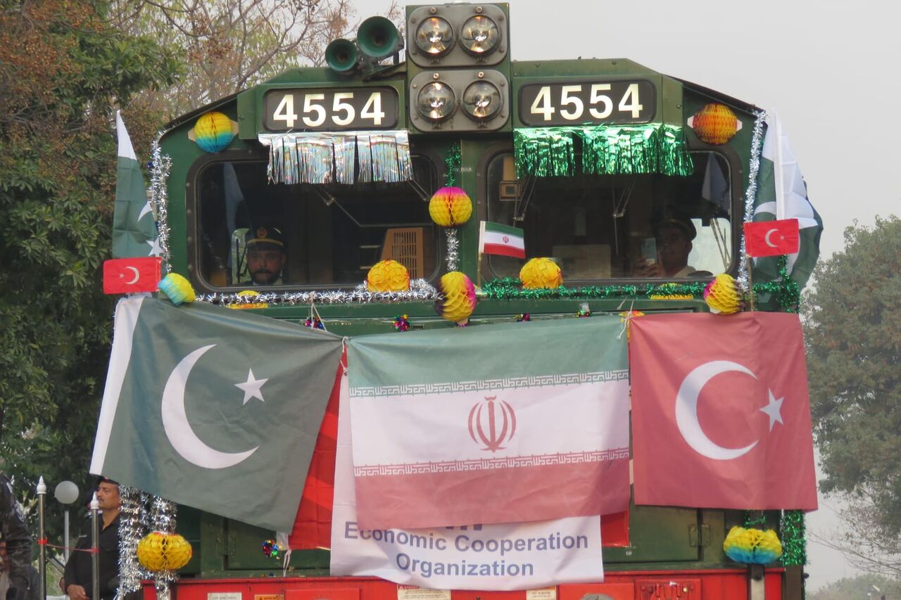 İslamabad-Tahran-İstanbul demiryolu yük taşımacılığı yeniden başladı