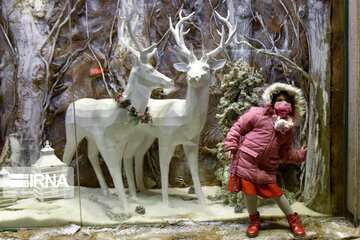 Iranian Christians preparing for Christmas, New Year celebrations