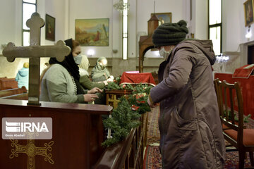 Iranian Christians preparing for Christmas, New Year celebrations