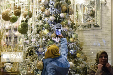 Iranian Christians preparing for Christmas, New Year celebrations