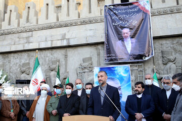 Funérailles du martyr Hassan Irlou, ambassadeur d'Iran au Yémen