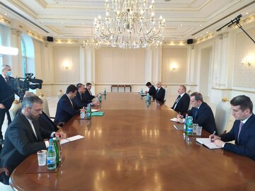 Le Chef de la diplomatie iranienne rencontre le Président azerbaïdjanais à Bakou
