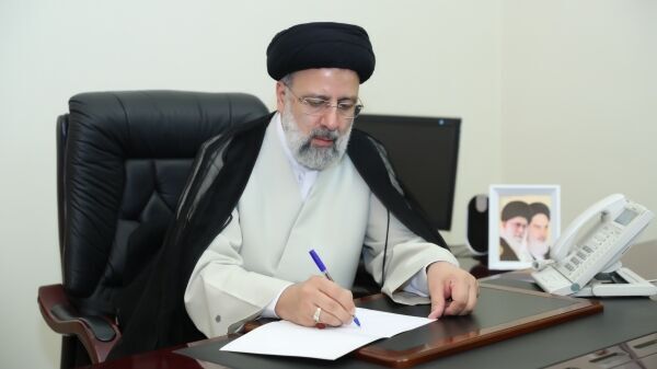 President Raisi condoles martyrdom of Iranian ambassador to Yemen