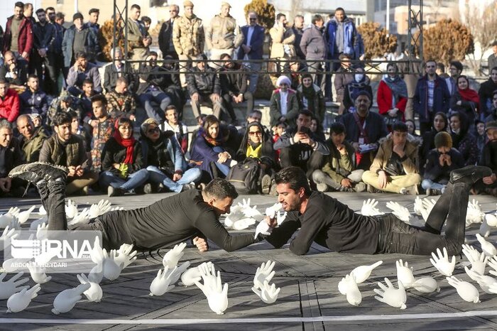 تازهترین های تئاتر فجر و سردار آسمانی/ لغو محدودیتهای کرونایی تئاتر