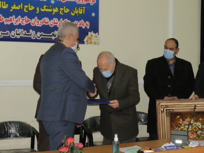 خیران آذربایجان شرقی ۴ میلیارد تومان به خانواده های زندانیان کمک کردند