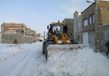 شهردار هشترود مشارکت شهروندان در برف روبی را خواستار شد