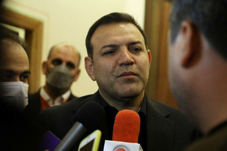 عزیزیخادم و سؤالاتی که در اصفهان بیپاسخ ماند