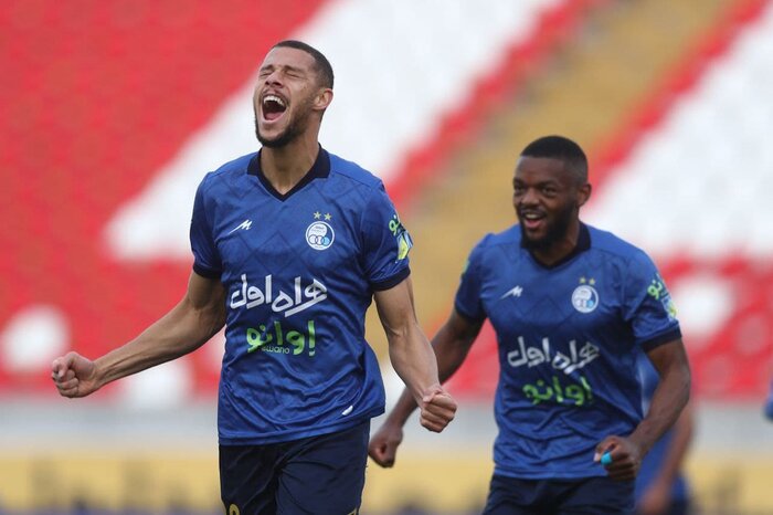 آتشبازی استقلال/آبیها به صدر جدول رسیدند