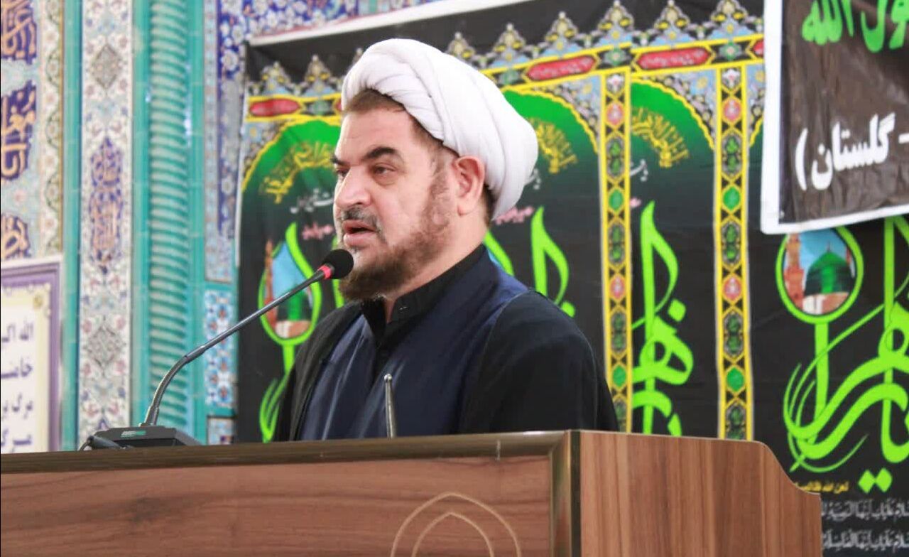 امام جمعه گلستان: انقلاب اسلامی به مردم عزت و حیات معنوی بخشید