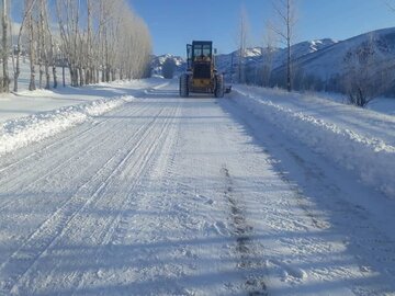 روستاهای مسدود ناشی از بارش برف در آذربایجان‌غربی به ۱۳۲ مورد رسید