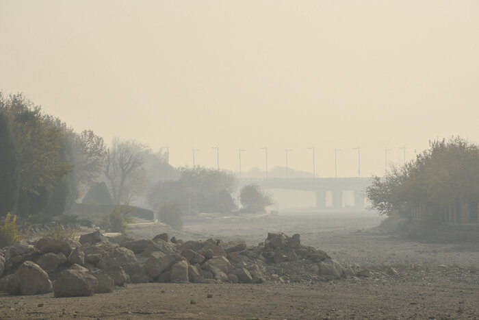 بیم و هراس از زمزمه مصرف مازوت و تشدید آلودگی هوا در اصفهان
