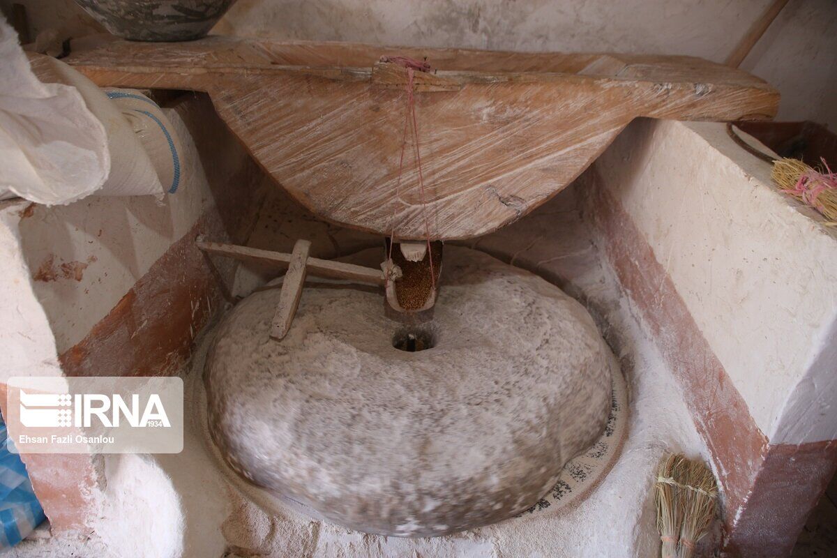 احیای آسیابانی سنتی در آسیاب آبی دینهسر ساری