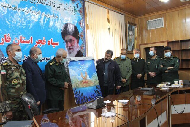 تابلو نقاشی عملیات "کربلای ۴" در شیراز رونمایی شد