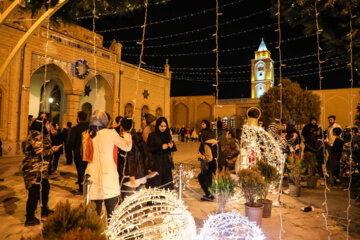 آغاز سال نومیلادی حال وهوای شب های جلفای اصفهان