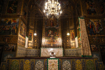 آغاز سال نومیلادی حال وهوای شب های جلفای اصفهان